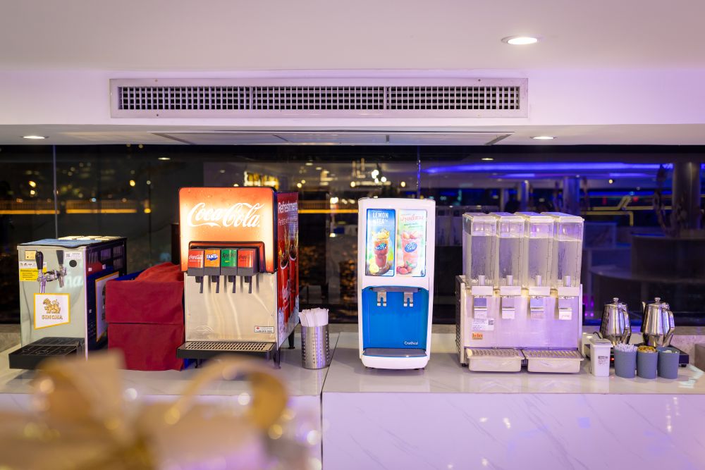 ล่องเรือดินเนอร์ Luxury White (โปรโมชั่น มา 4 จ่าย 3 เฉพาะวันจันทร์-วันพฤหัสบดี)