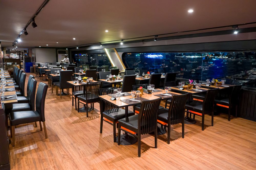 ล่องเรือดินเนอร์ White Orchid River Cruise (โปรโมชั่น มา 4 จ่าย 3 เฉพาะวันจันทร์-วันพฤหัสบดี)